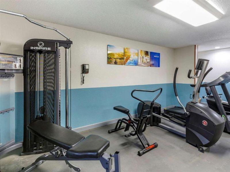 Comfort Inn Greensboro - Kernersville Экстерьер фото