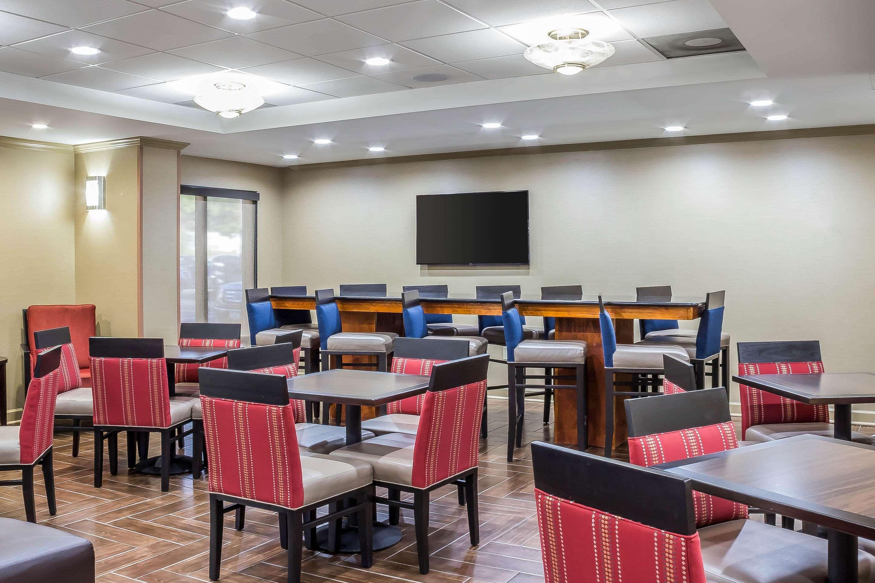 Comfort Inn Greensboro - Kernersville Экстерьер фото