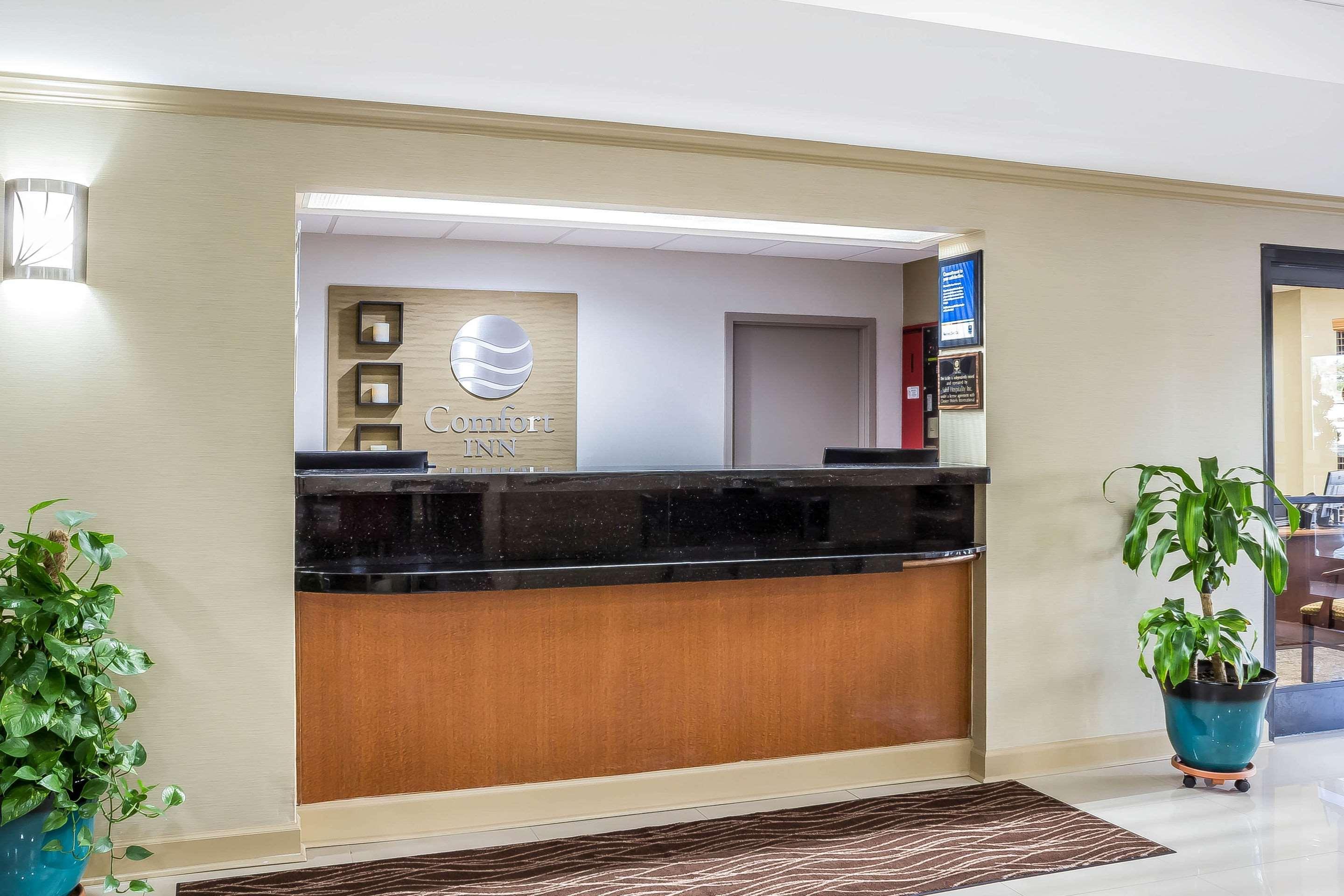 Comfort Inn Greensboro - Kernersville Экстерьер фото