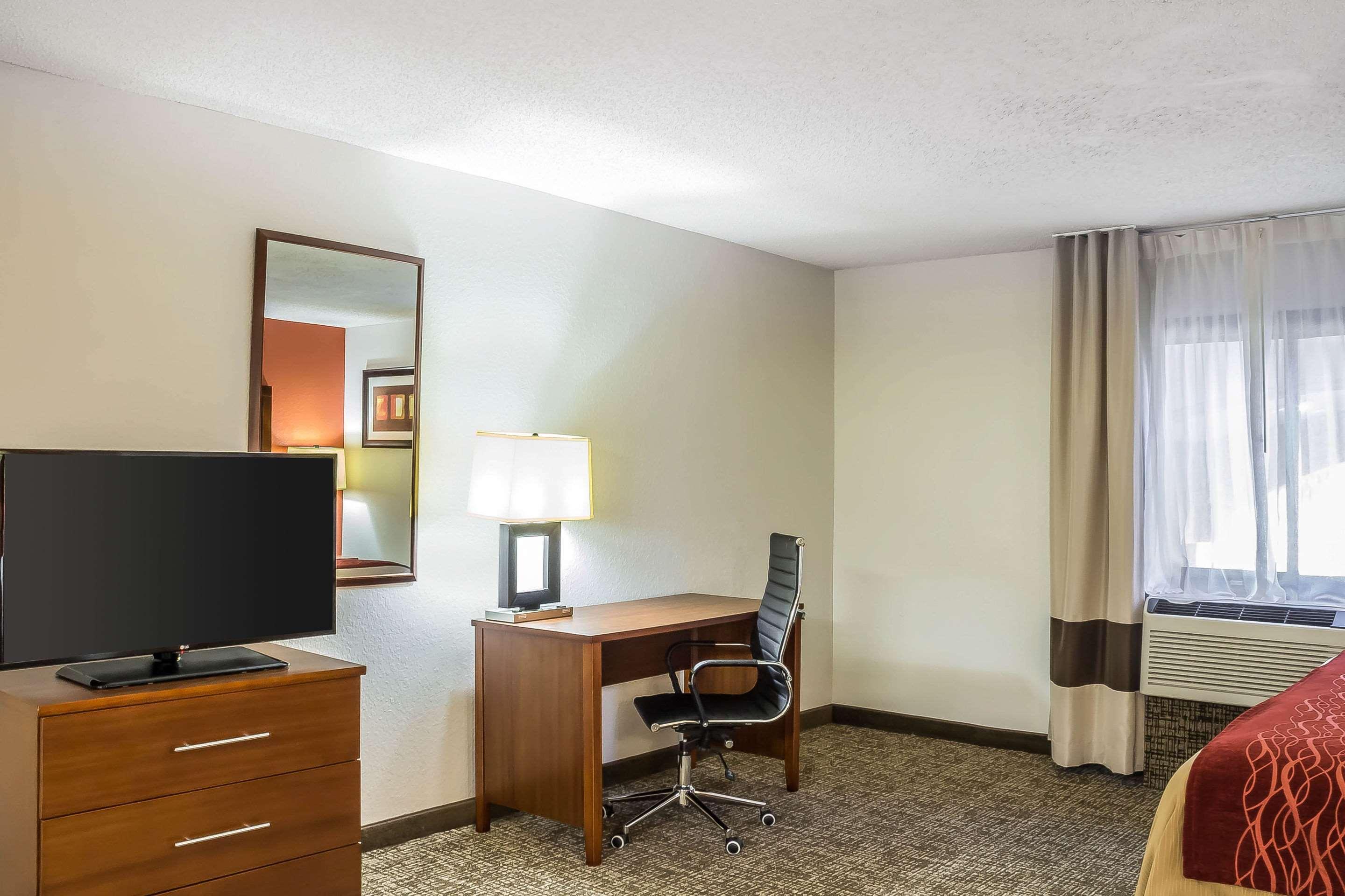 Comfort Inn Greensboro - Kernersville Экстерьер фото