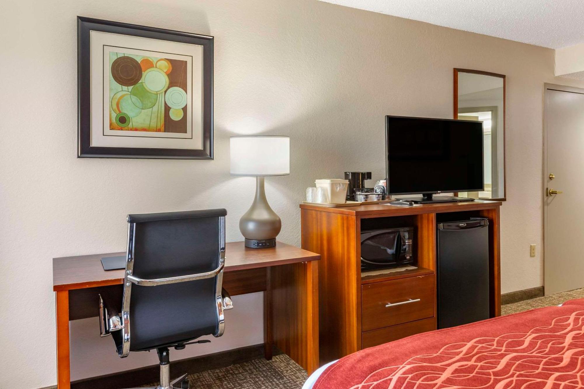Comfort Inn Greensboro - Kernersville Экстерьер фото